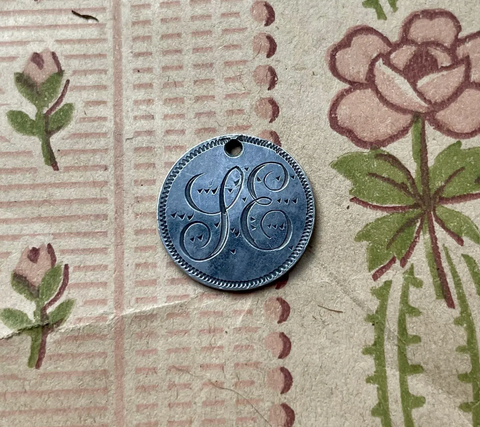 Victorian SE Love Token Charm