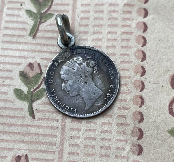 Victorian Gertie Love Token Charm