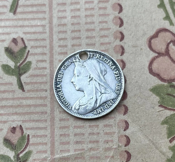Victorian Isa Love Token Charm