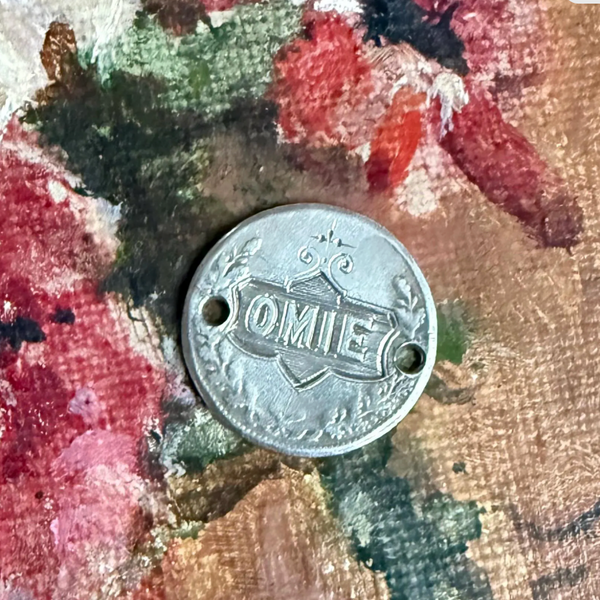 Victorian Omie Love Token Charm