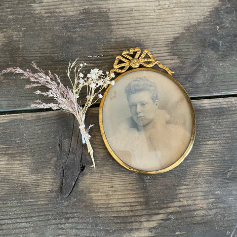 Antique Pretty Frame