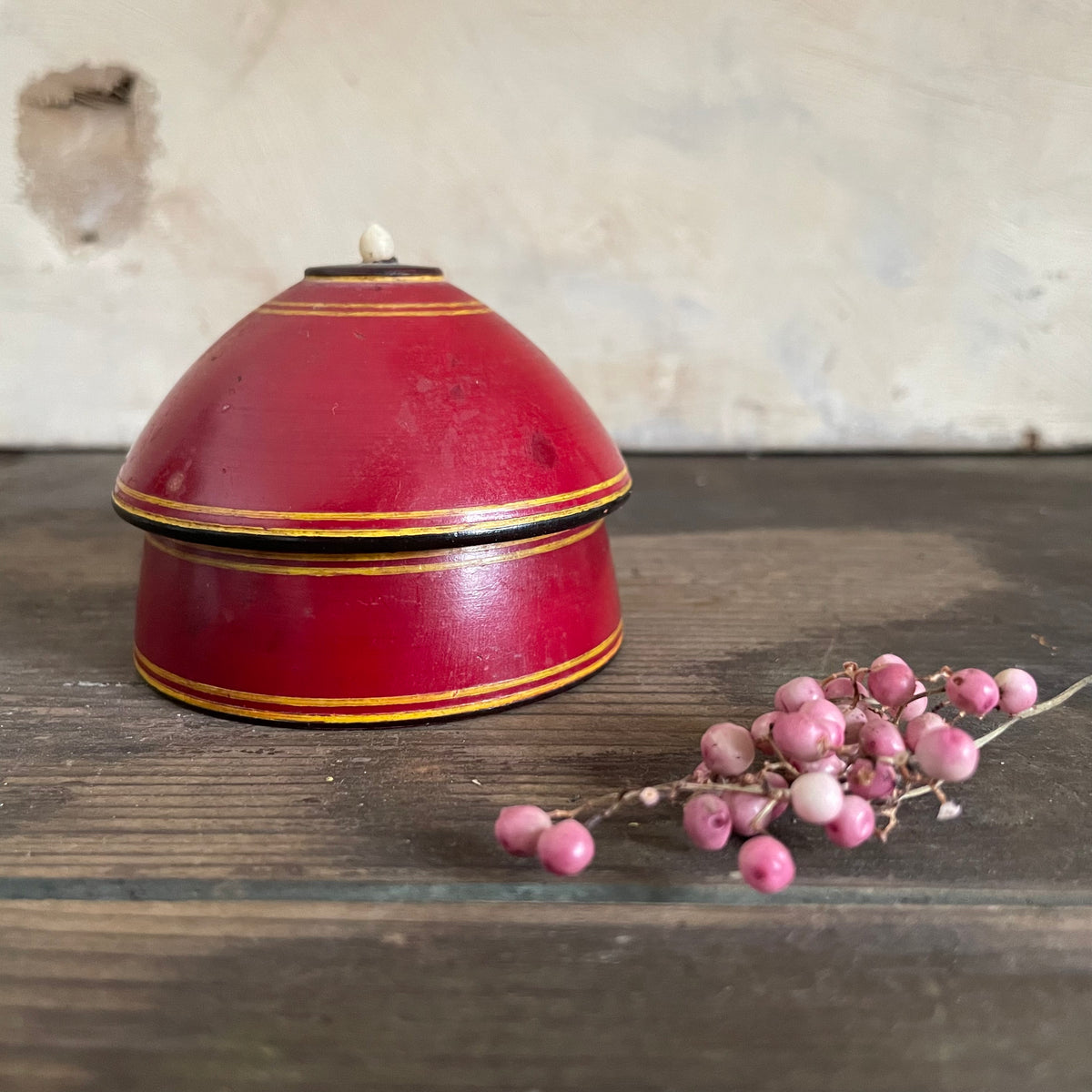 Antique Treen Box – No.4 Vintage