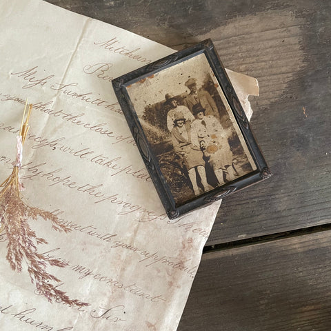 Antique Victorian Photo Frame