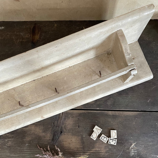 Victorian Wooden Hooks Shelf