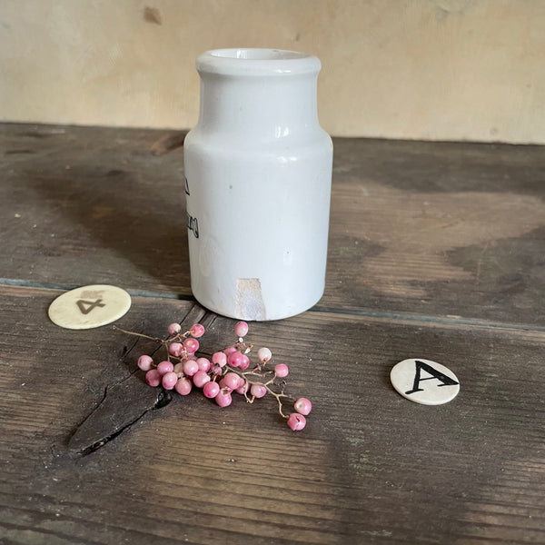 The Cunningham and Fourier Co Ltd. Pot