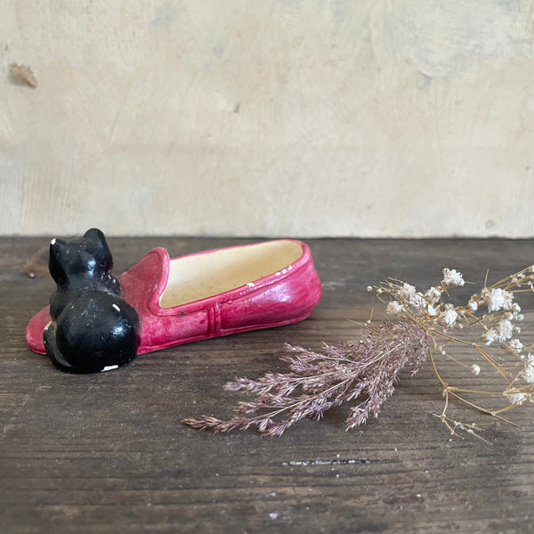 Vintage Ceramic Cat & Shoe