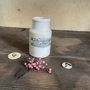 The Cunningham and Fourier Co Ltd. Pot