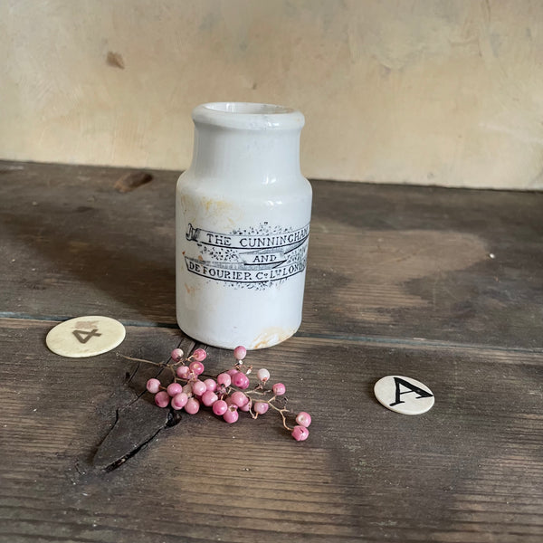 The Cunningham and Fourier Co Ltd. Pot
