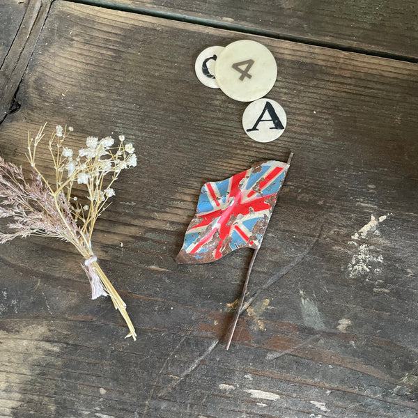Vintage Metal United Kingdom Flag
