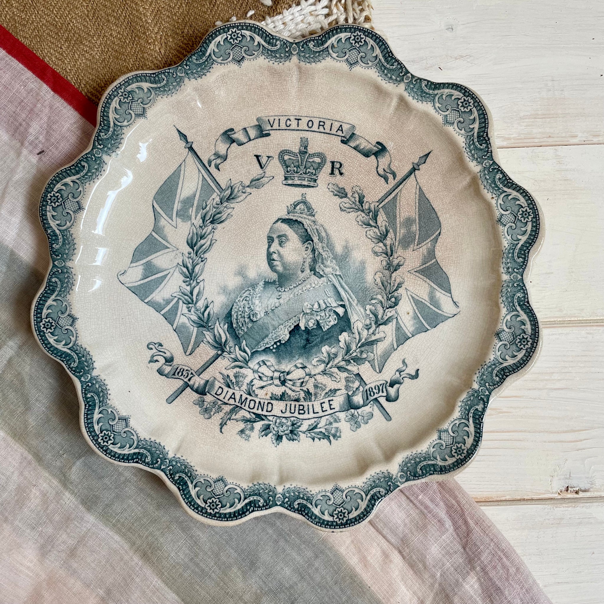 Queen Victoria Diamond Jubilee Scalloped Plate