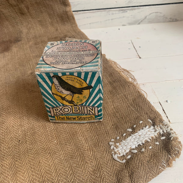 Vintage Robin Starch Display Piece