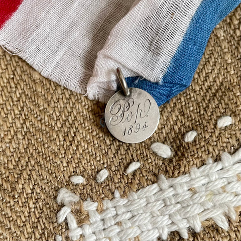 Pop 1894 Love Token