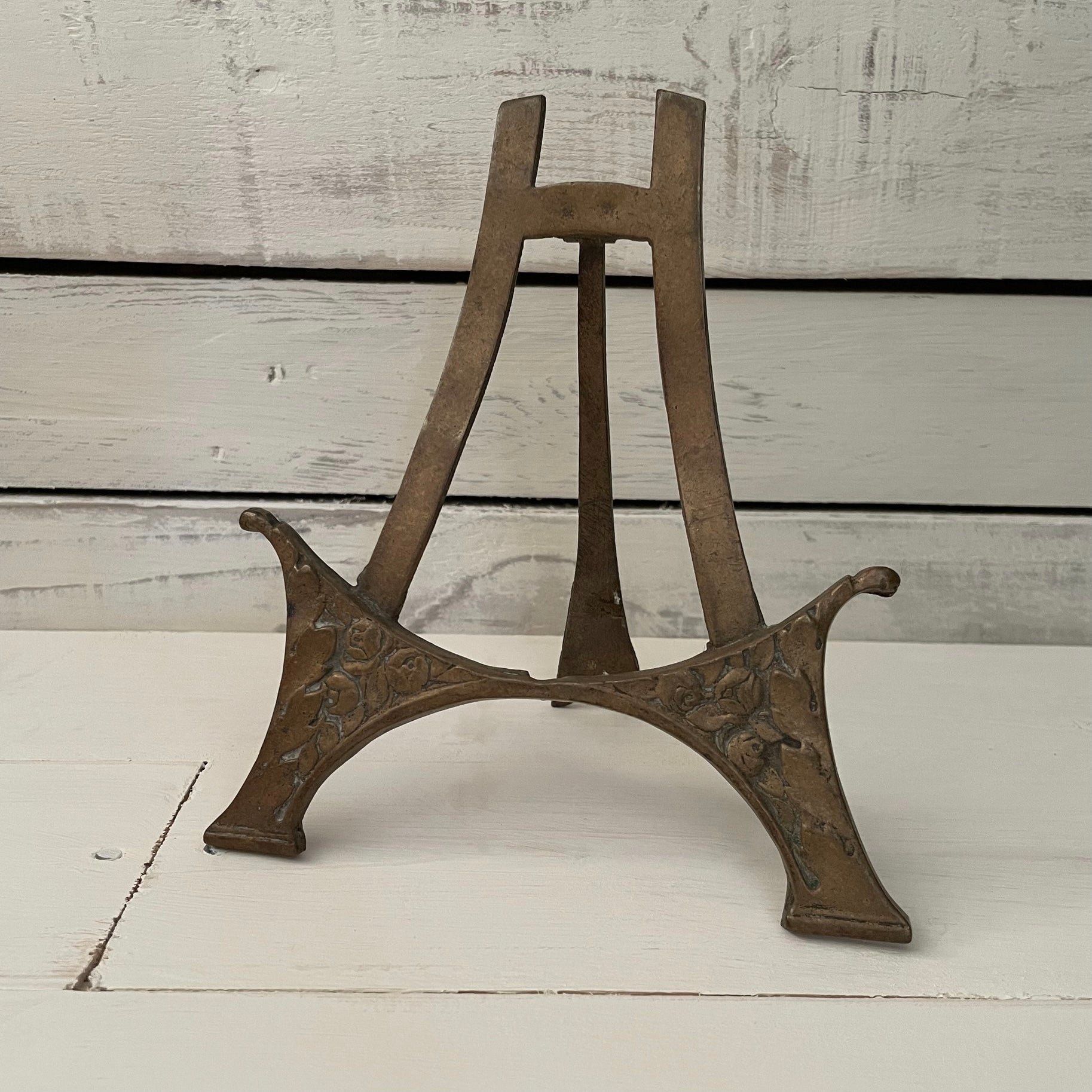 Vintage Metal Easel