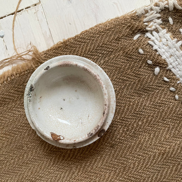 Antique J.C.ARNFIELD Chemist Pot