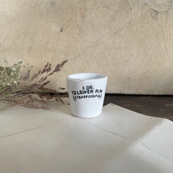 Antique 1 DR Victorian Measuring Cup