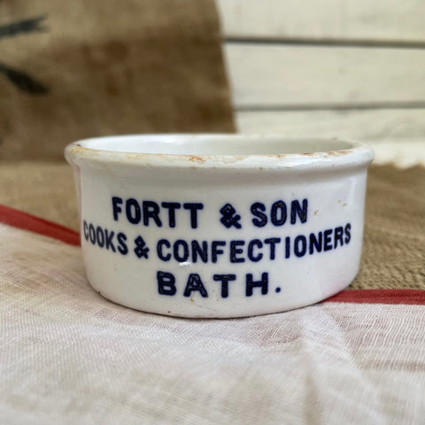 RARE Fortt & Son, Cooks & Confectioners Pot