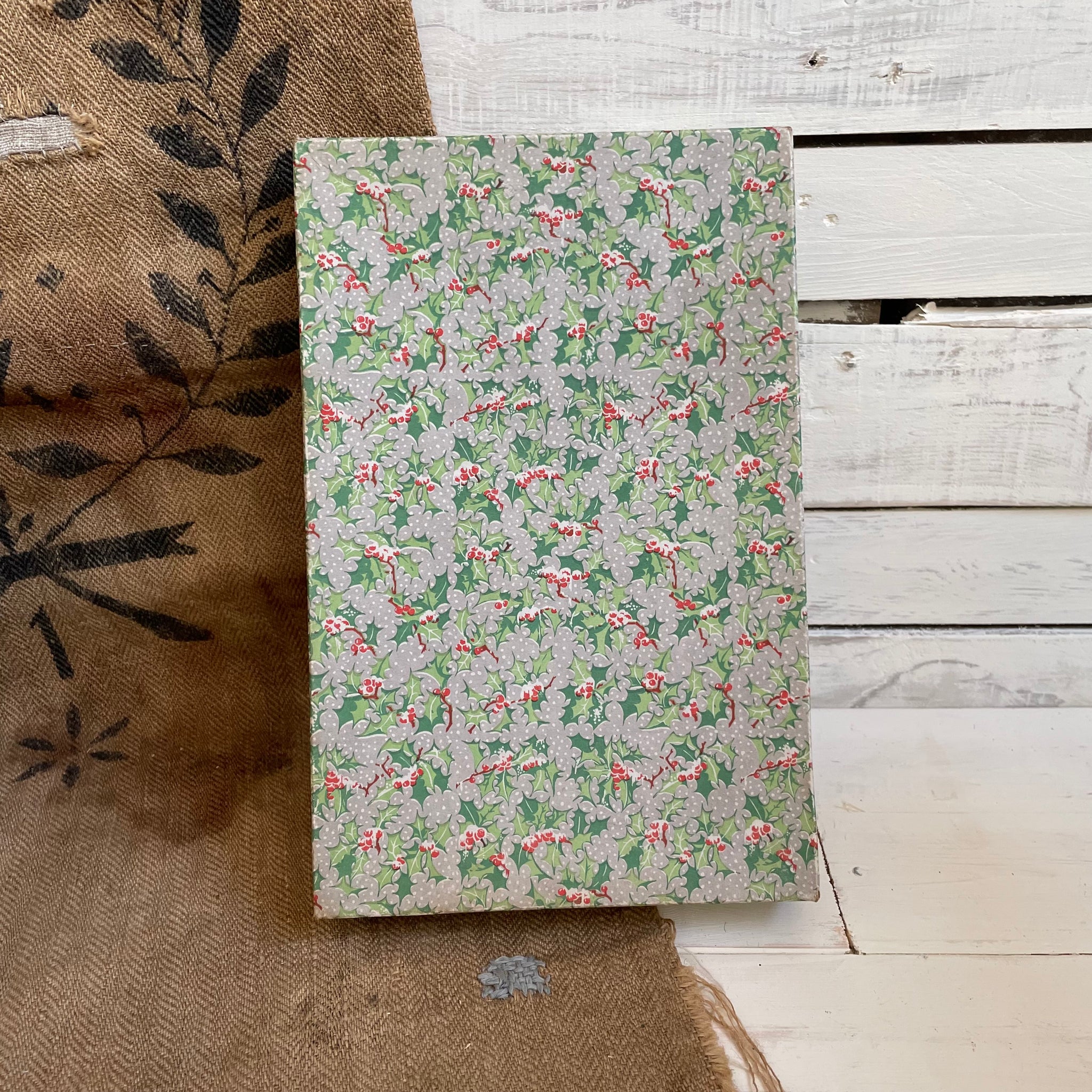 Vintage Christmas Gift Box
