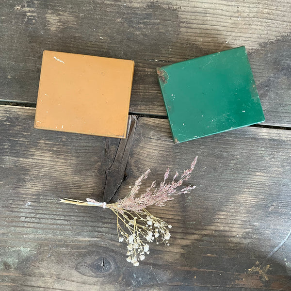 Vintage Tin Paint Palette