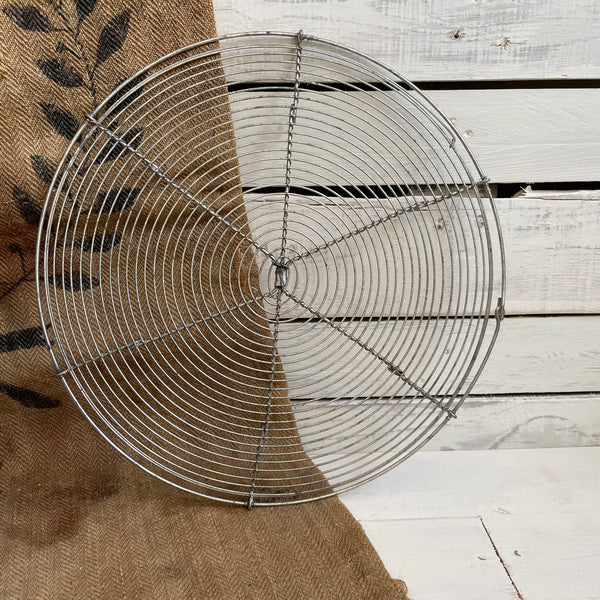 Larger Circle Vintage Metal Cooling Rack