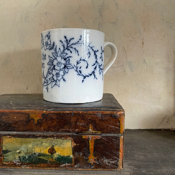 Victorian 'Love the Giver' Mug