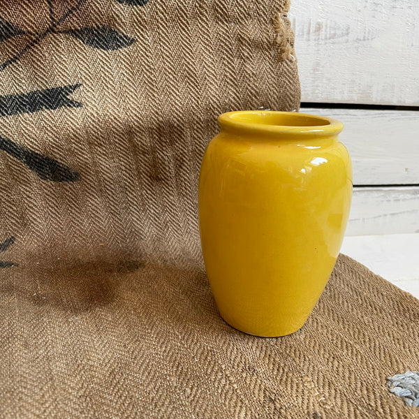 Beautiful Vintage Lemon Curd Yellow Pot