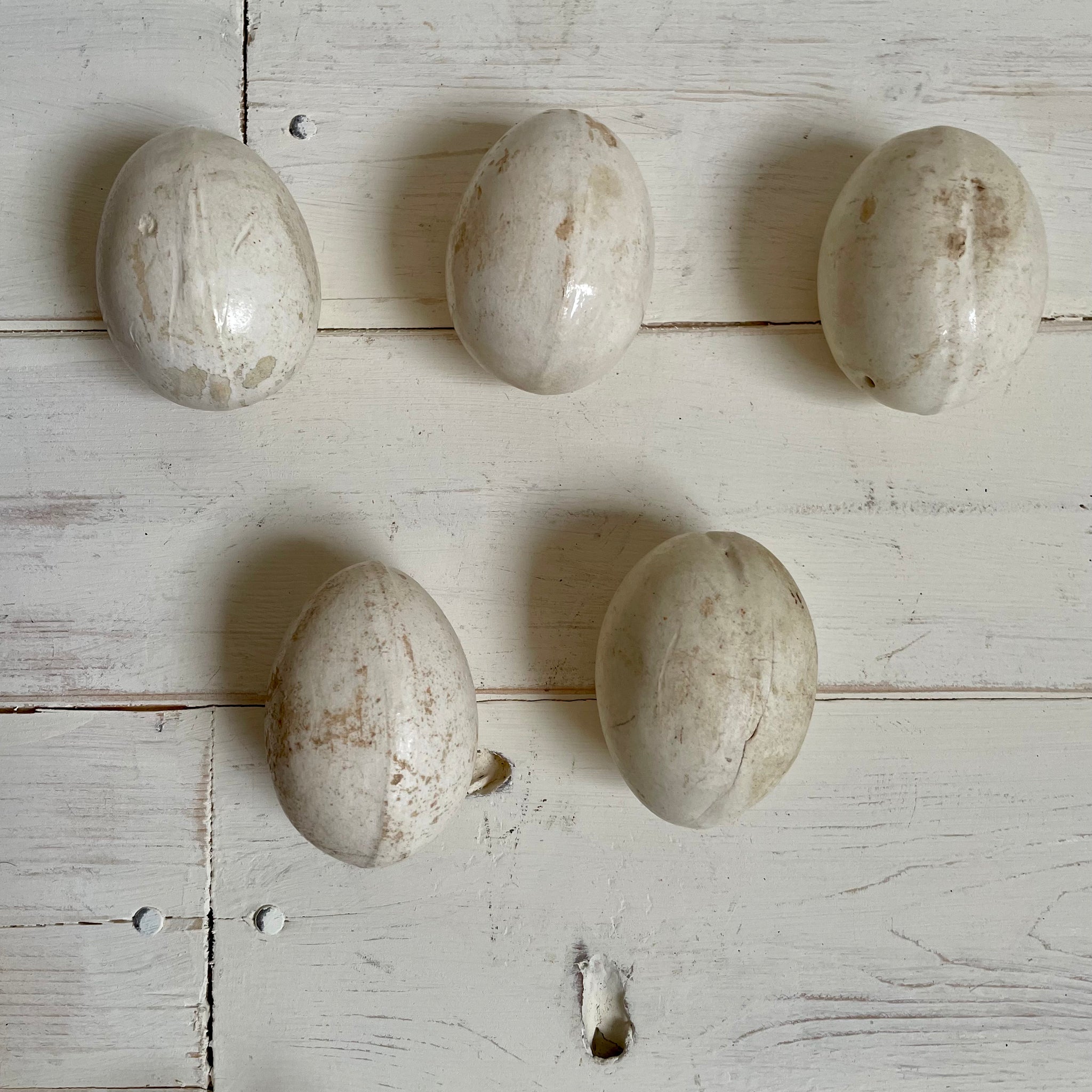 5 Broody Ceramic Eggs