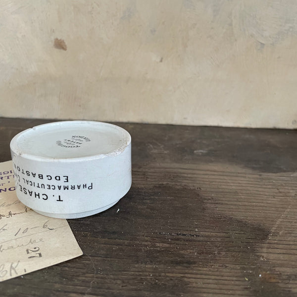 RARE Spelling - T.Chase Pharmaceutical Chemyst Pot