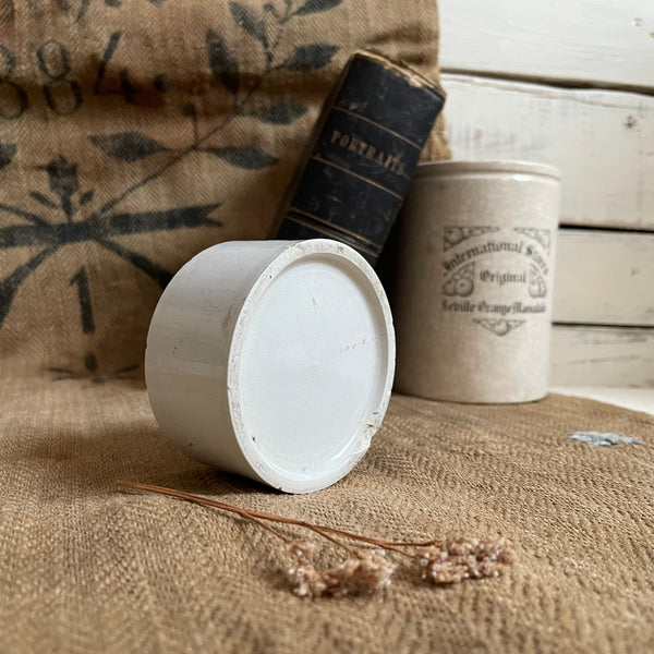 Inman's Stores Ltd Chemist Pot