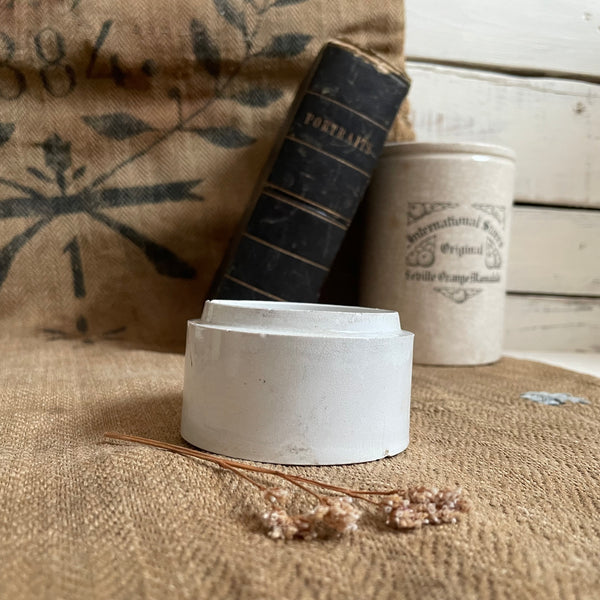 Inman's Stores Ltd Chemist Pot