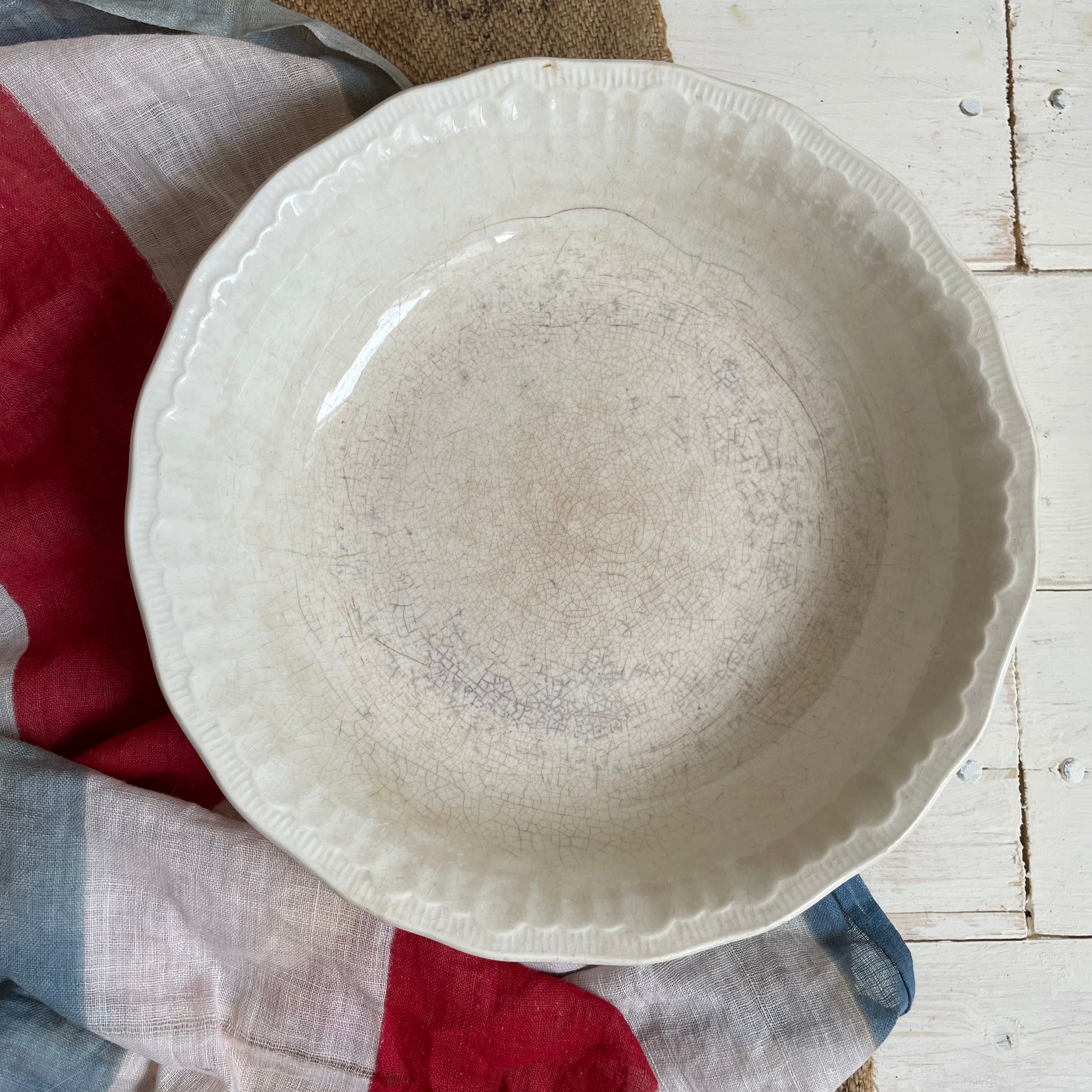 Vintage Crazed Pretty Rimmed Bowl