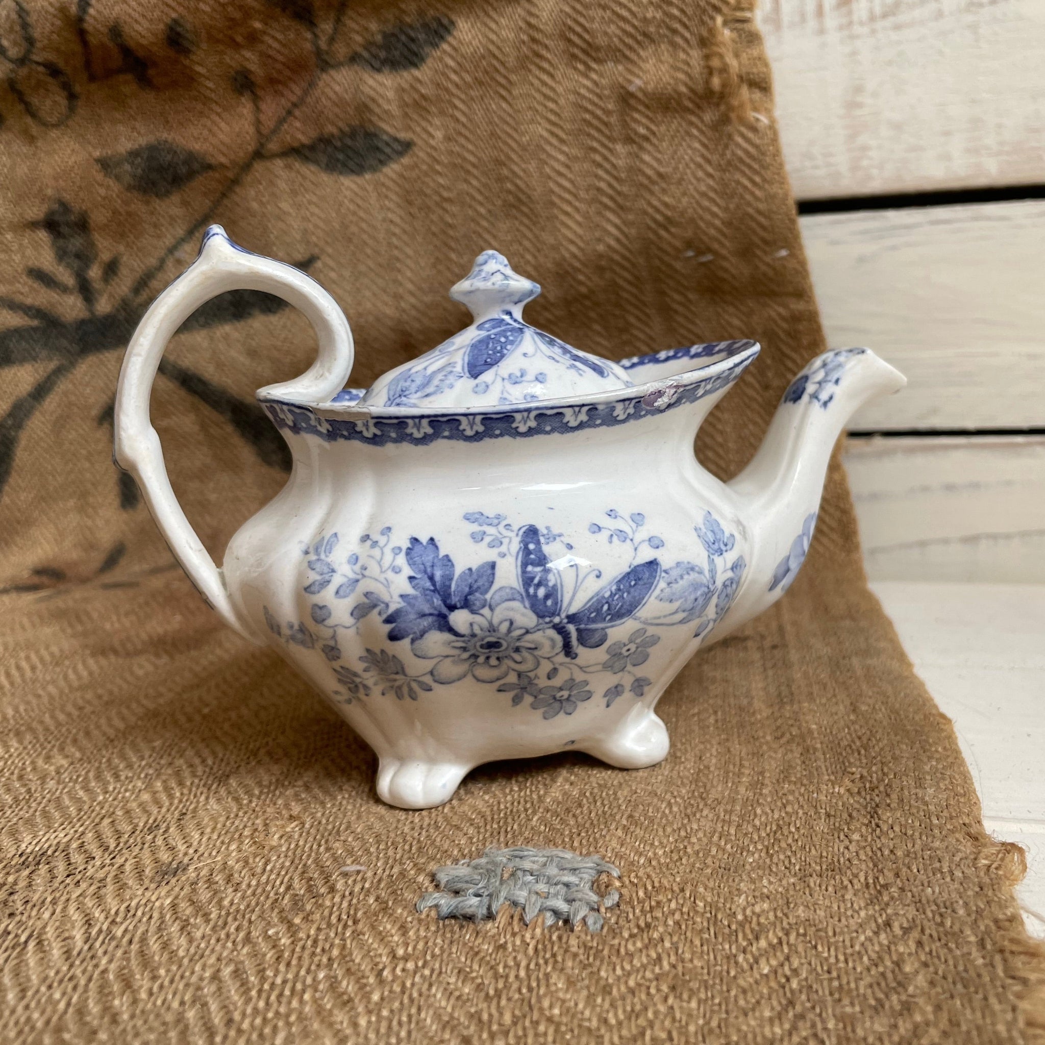 Victorian Childs Tea Pot