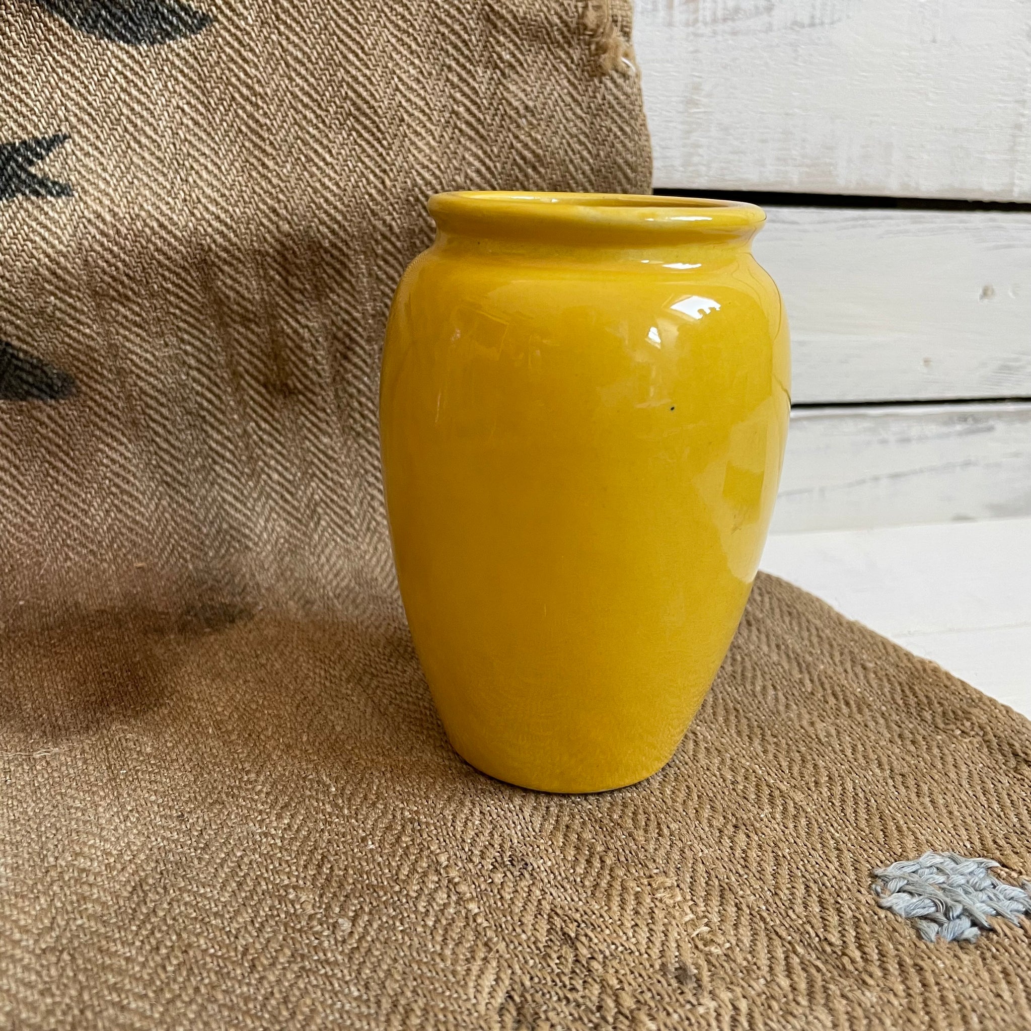 Beautiful Vintage Lemon Curd Yellow Pot