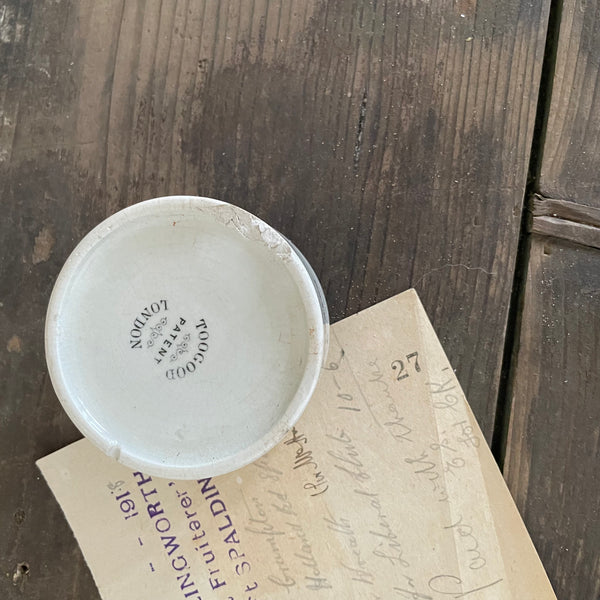 RARE Spelling - T.Chase Pharmaceutical Chemyst Pot