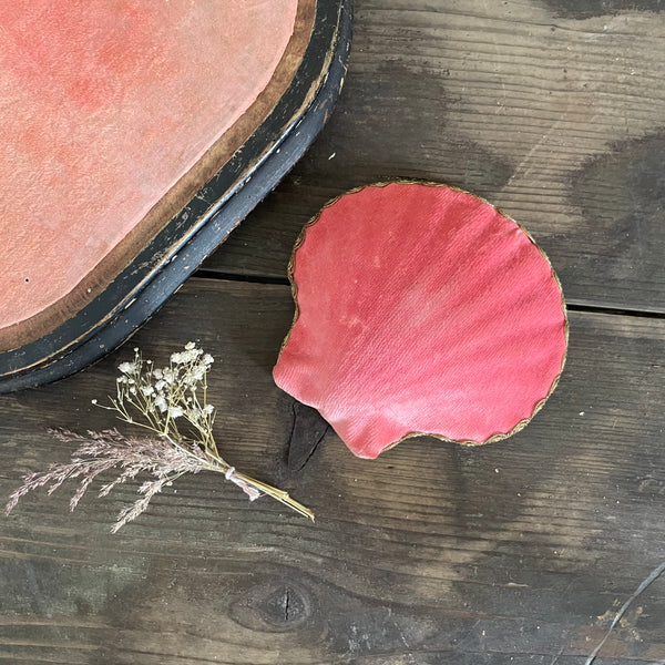 Antique Velvet Pink Scallop Shell Dish