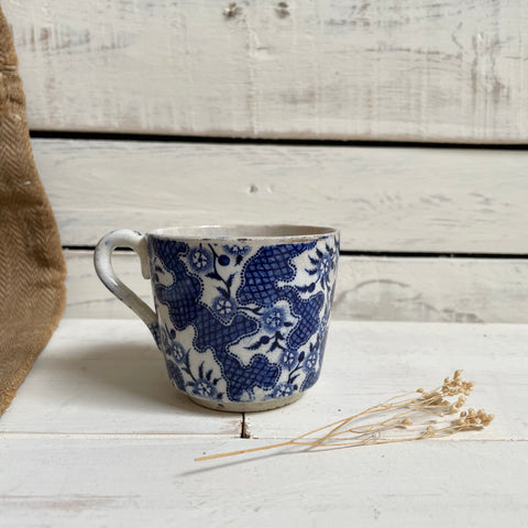 Antique Victorian 1880s Tea Cup